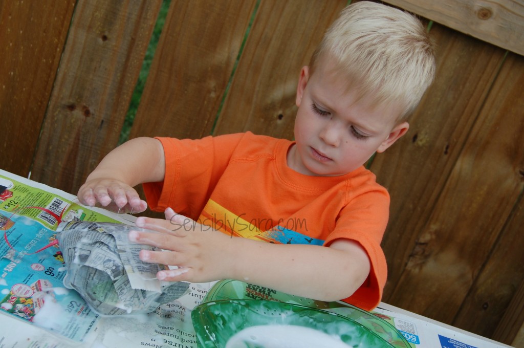 DIY Paper Mâché Eggs | SensiblySara.com