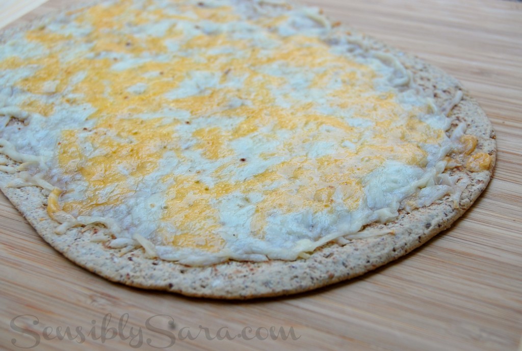 Flatout Flatbread Pizza | SensiblySara.com