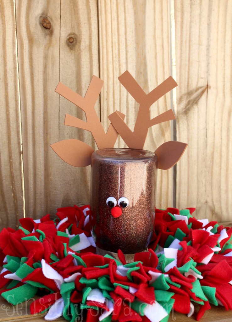 Fleece Rag Wreath and Rudolph Mason Jar