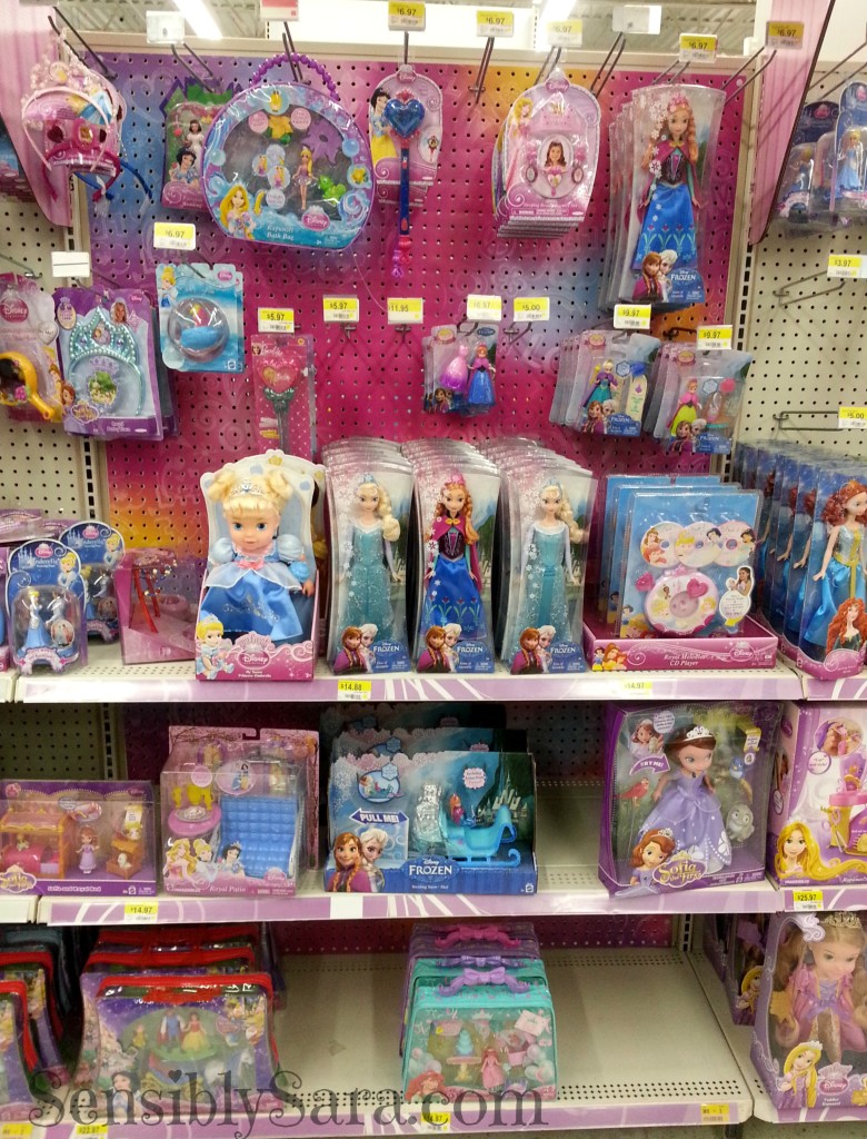 FROZEN Walmart toys #shop | SensiblySara.com