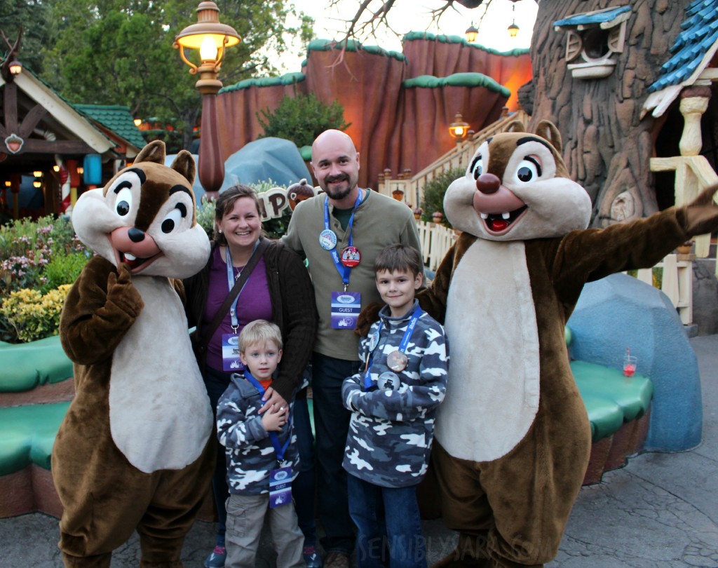 Phillips Family with Chip & Dale | SensiblySara.com
