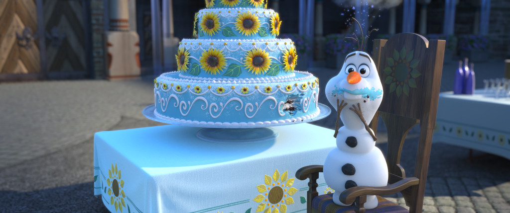 FROZEN FEVER - Olaf eats cake