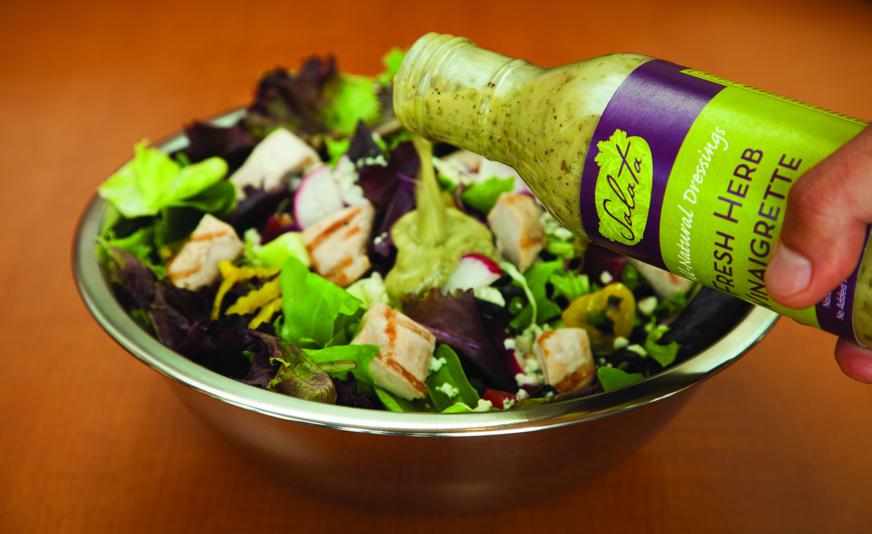Salata Salad with Dressing