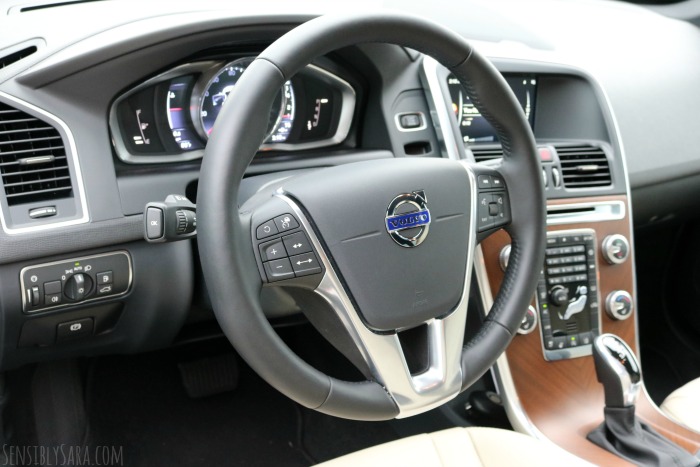 Inside the Volvo XC60 | SensiblySara.com