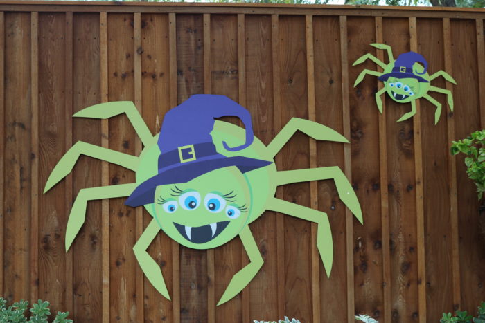 San Antonio Zoo Halloween Decorations | SensiblySara.com