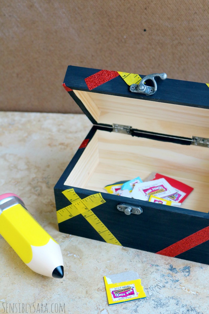 DIY Box Tops for Education Collection Box | SensiblySara.com