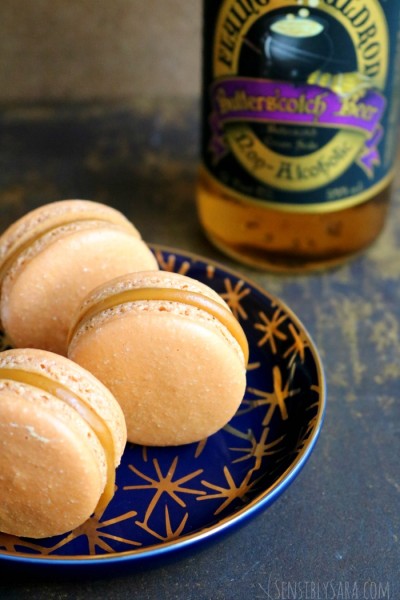 Butterbeer Macarons Recipe | SensiblySara.com