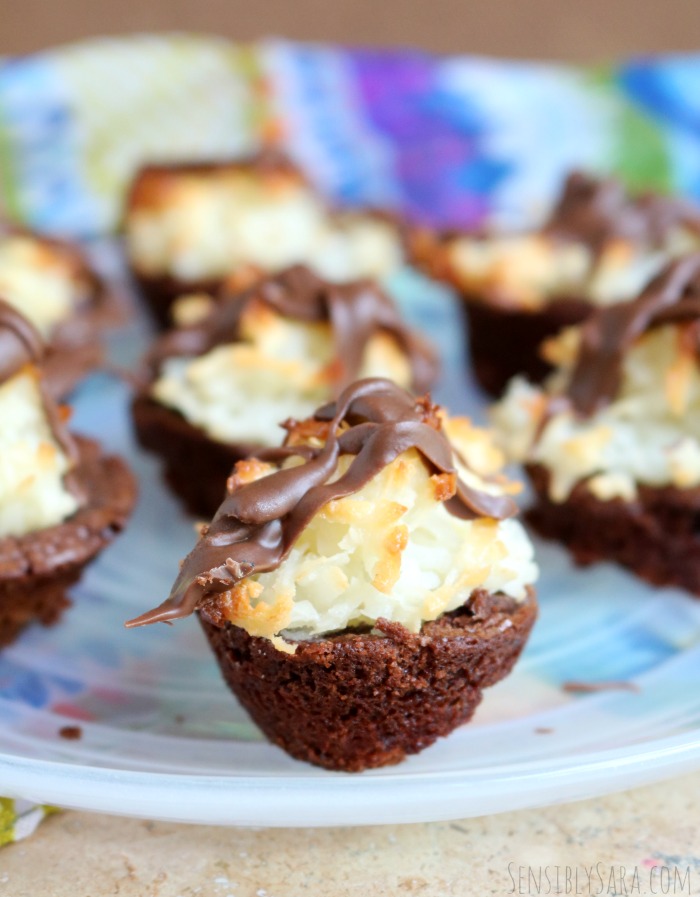 Coconut Macaroon Brownies | SensiblySara.com