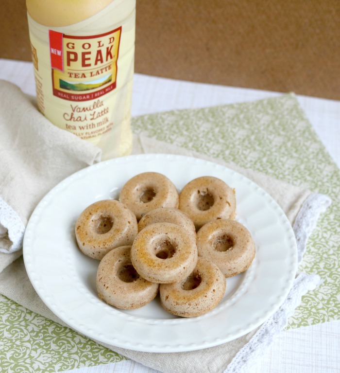 Mini Donuts for on-the-go Breakfast | SensiblySara.com