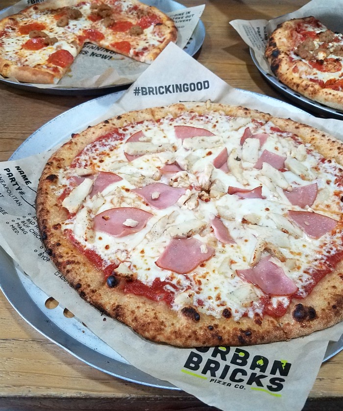 Urban Bricks Pizza - Chicken & Ham | SensiblySara.com