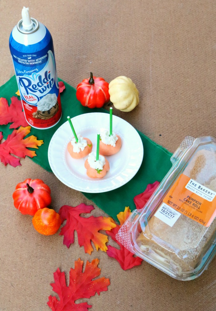 Pumpkin Cake Pops | SensiblySara.com