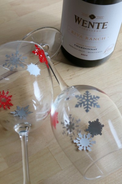 Decorated Wine Glasses | SensiblySara.com
