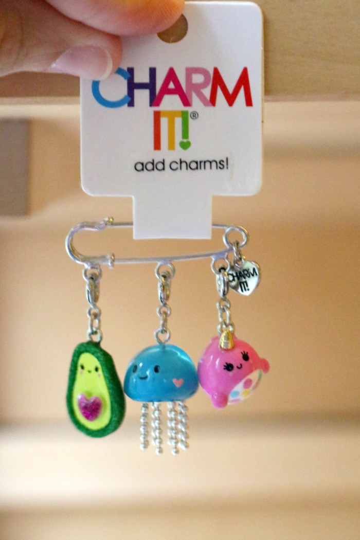 CHARM IT! Kilt Pin with Charms | SensiblySara.com