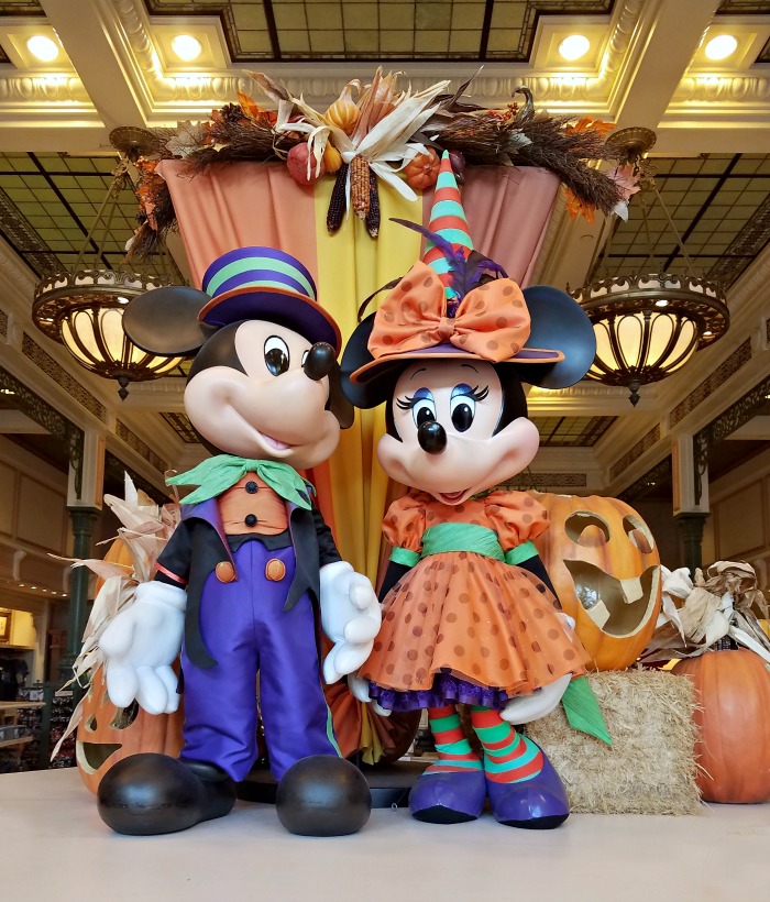 Halloween at Disney World | SensiblySara.com