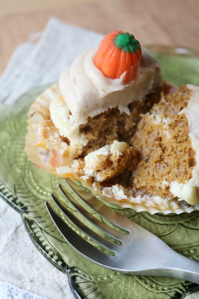 Delicious Pumpkin Cheesecake Cupcakes Recipe | SensiblySara.com