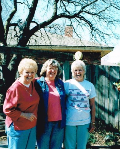 Grandma (with her sisters) | SensiblySara.com