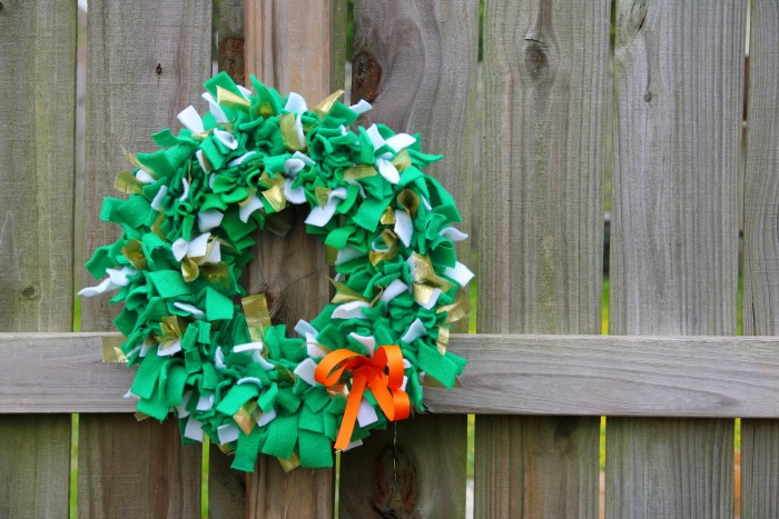 Rag Wreath for St. Patrick's Day | SensiblySara.com