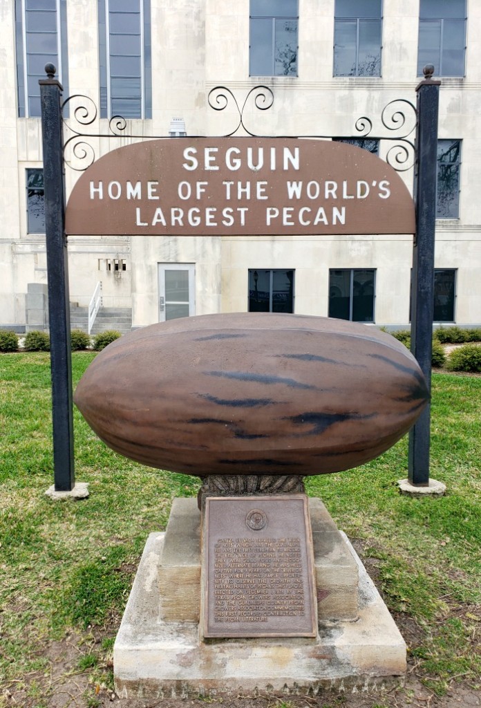 Seguin, Texas - Home of the World's Largest Pecan | SensiblySara.com