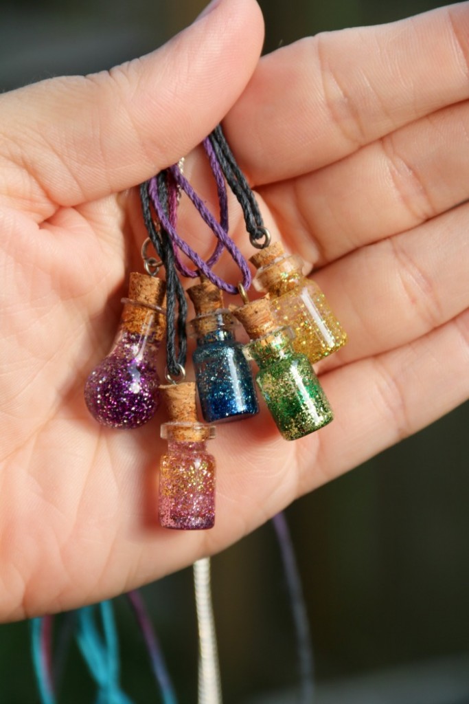 Fairy Dust Necklace | SensiblySara.com