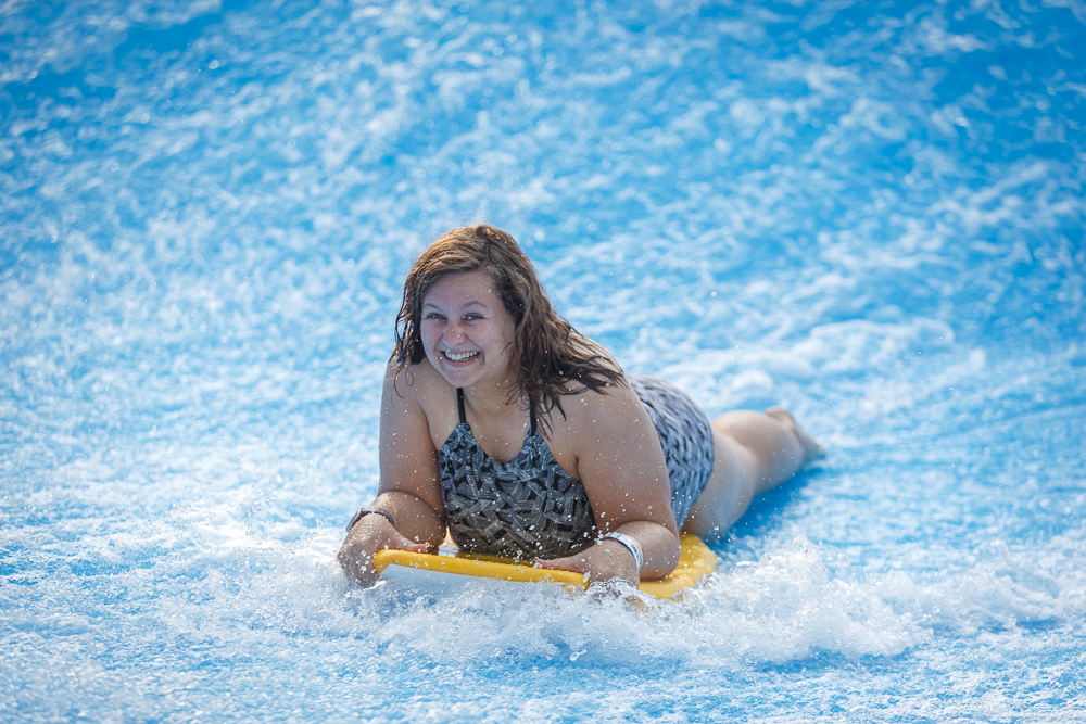 SensiblySara Surfing at Schlitterbahn New Braunfels 