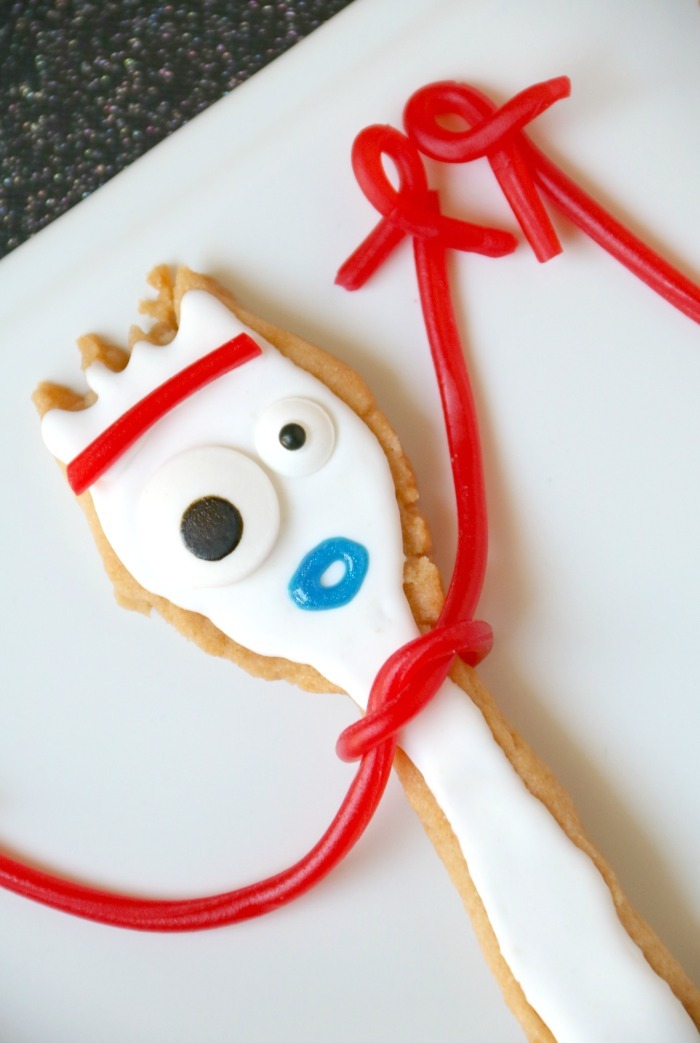 Forky Cookies - a Toy Story 4 Foodscape Tutorial