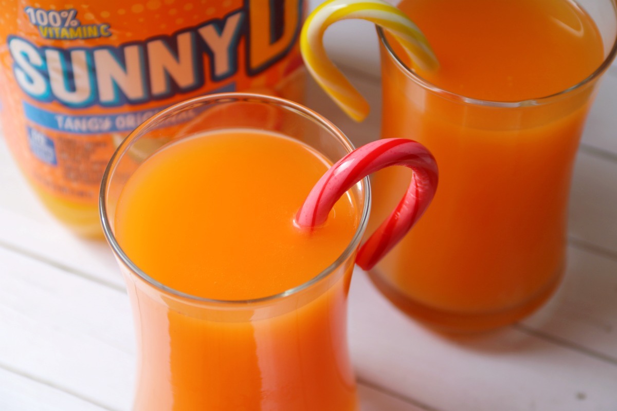 Non-Alcoholic Jingle Juice Recipe with SunnyD for the Holidays